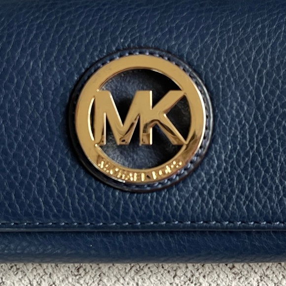 Michael Kors Navy Blue Wallet - Picture 6 of 6